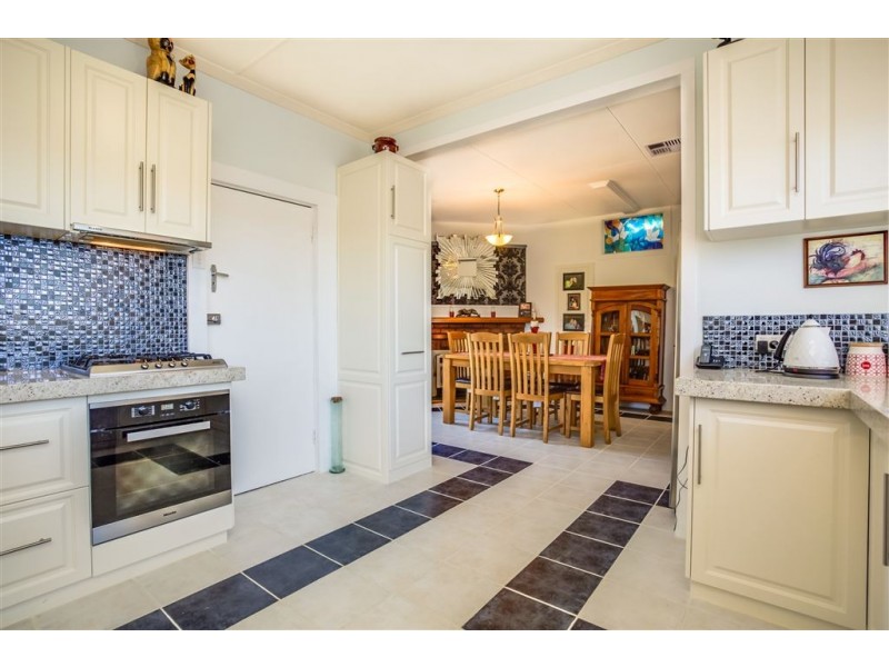 7 Garrett Street, Beauty Point TAS 7270