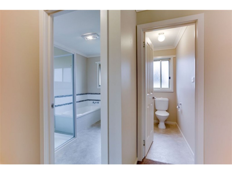 2/2 Lempriere Ave, Beauty Point TAS 7270