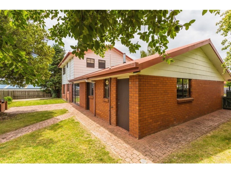 60 Shaw Street, Beaconsfield TAS 7270