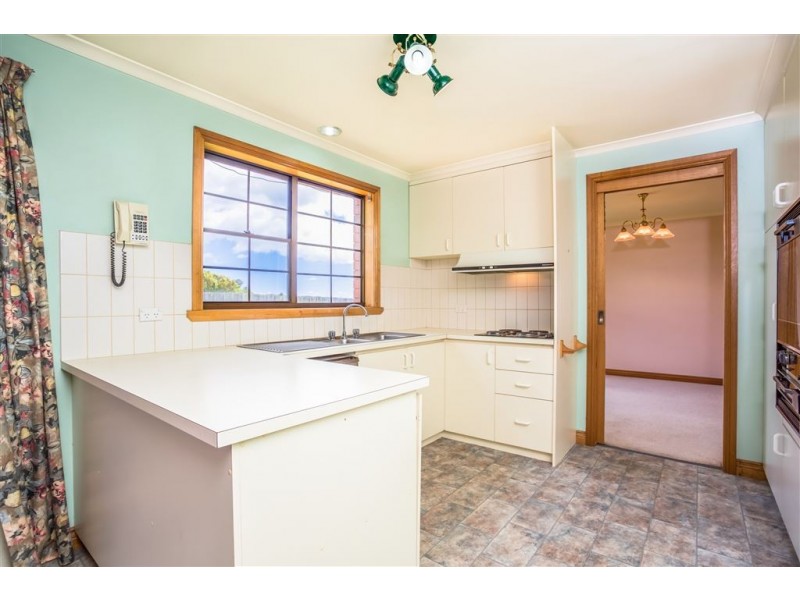 60 Shaw Street, Beaconsfield TAS 7270