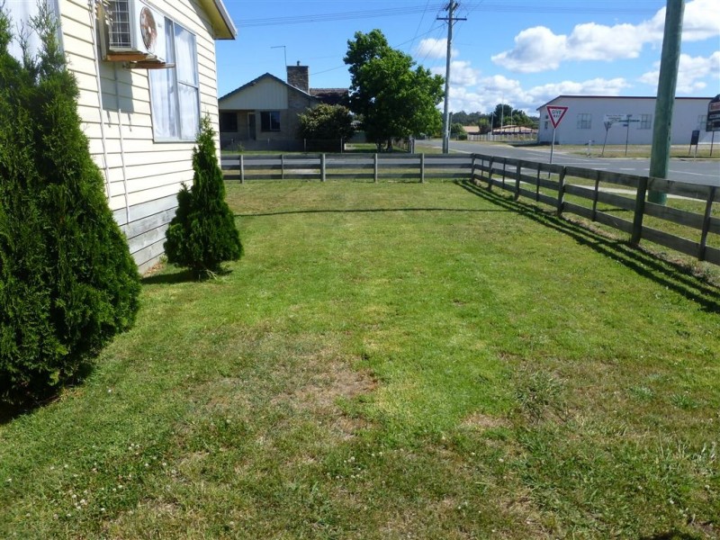 2A Mainwaring Street, Beauty Point TAS 7270