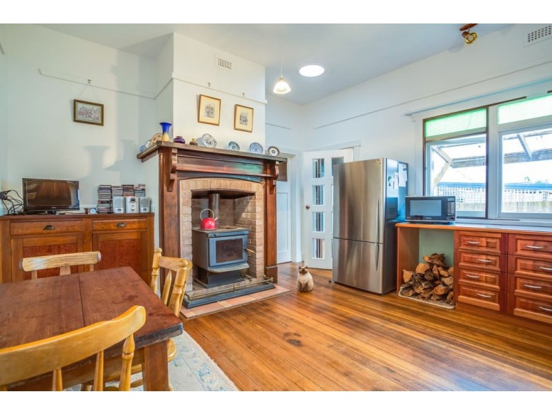158 Weld st, Beaconsfield TAS 7270