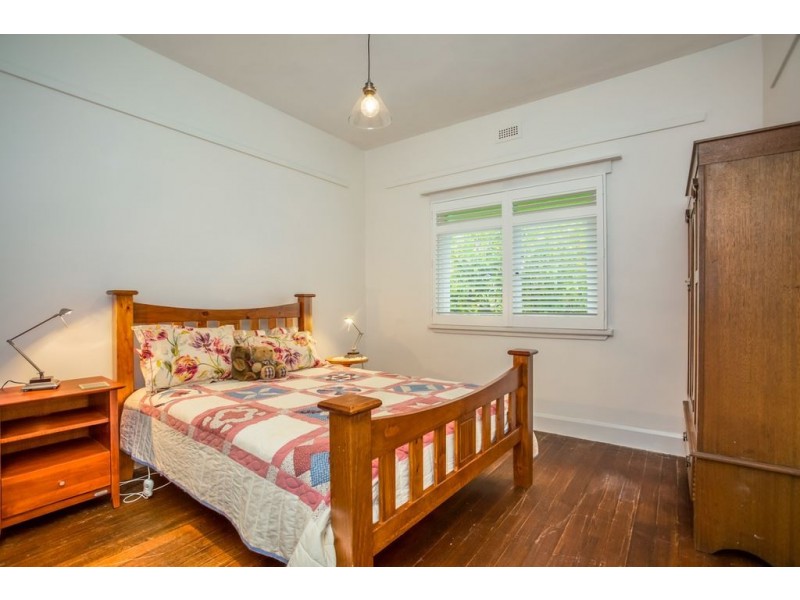 158 Weld st, Beaconsfield TAS 7270