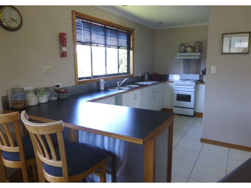 250 Flinders Street, Beauty Point TAS 7270