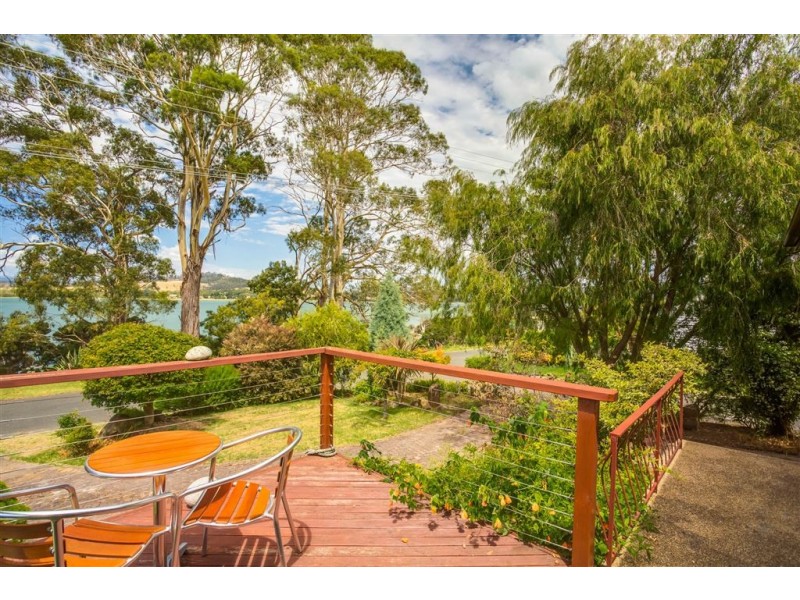 19 Beach Rd, Gravelly Beach TAS 7276