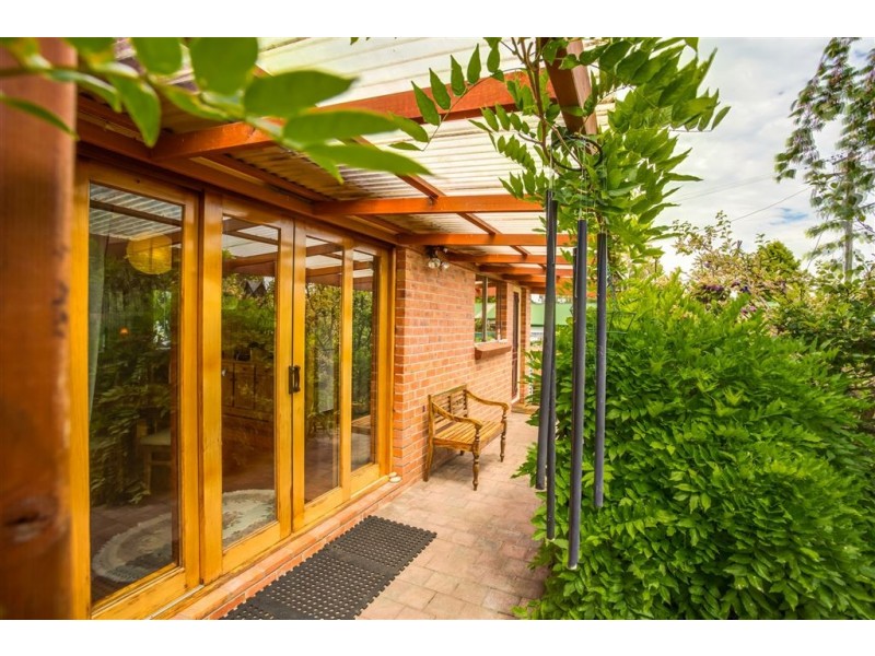 19 Beach Rd, Gravelly Beach TAS 7276