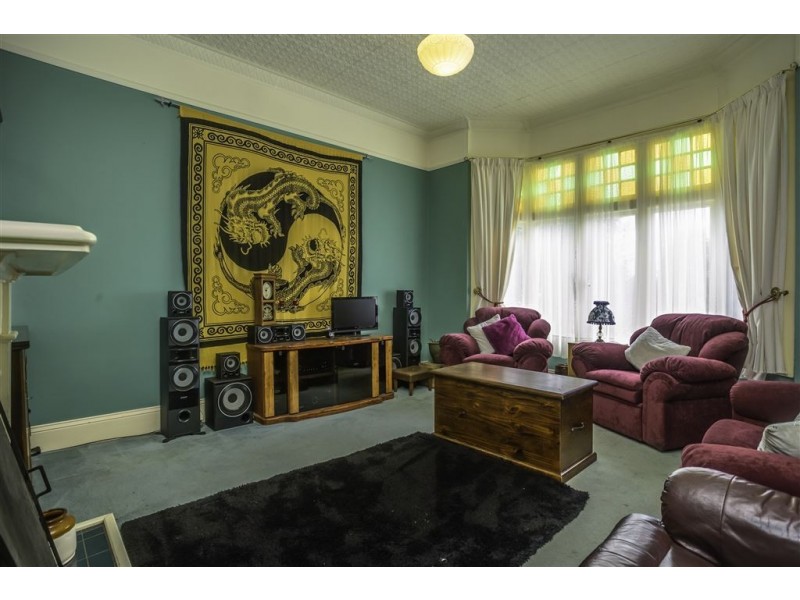 15 Main Road, Lanena TAS 7275