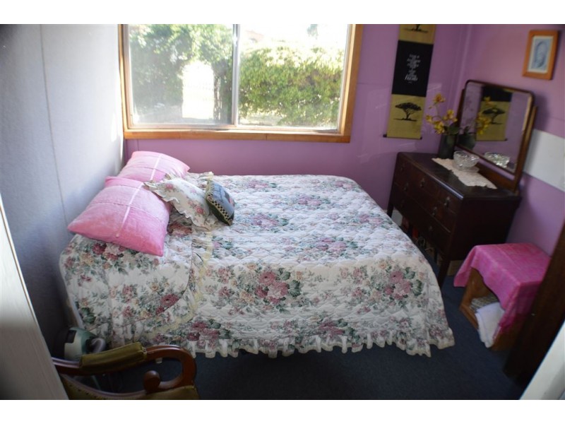 5 Bagot Street, Beauty Point TAS 7270