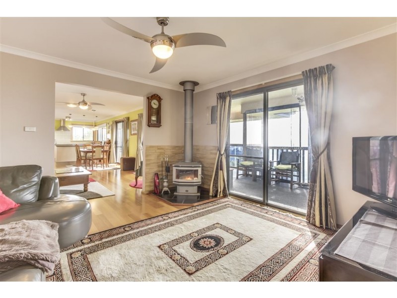 32-34 Brooklyn Street, Beaconsfield TAS 7270