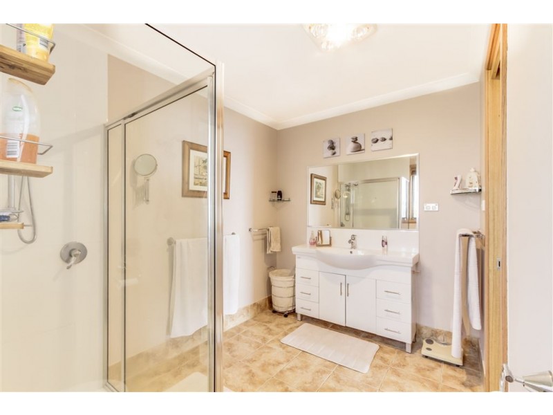 32-34 Brooklyn Street, Beaconsfield TAS 7270