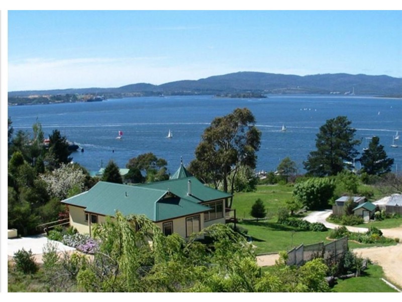 79 Flinders Street, Beauty Point TAS 7270