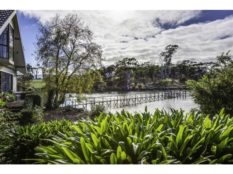 61 West Bay Road, Rowella TAS 7270