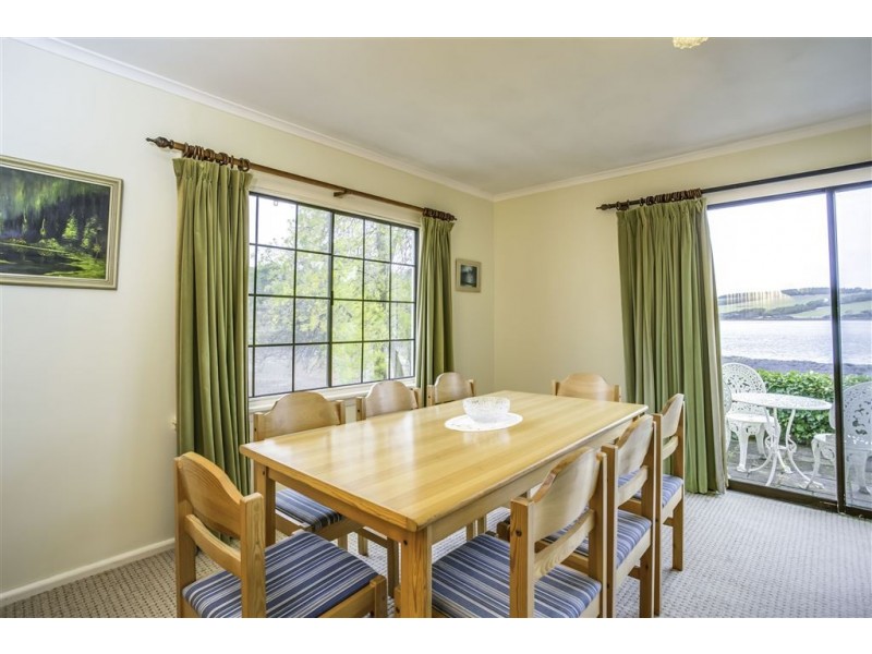 61 West Bay Road, Rowella TAS 7270