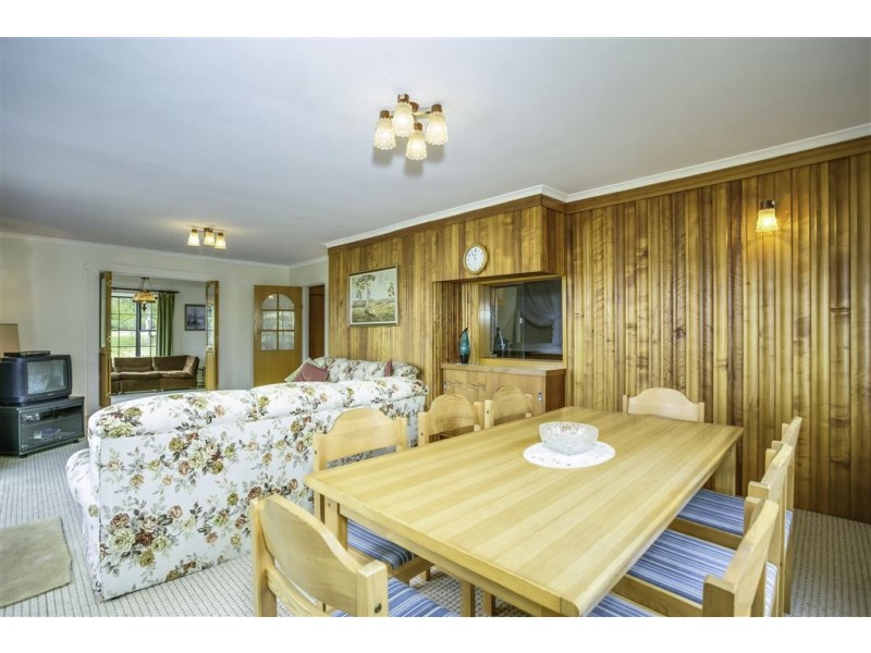 61 West Bay Road, Rowella TAS 7270