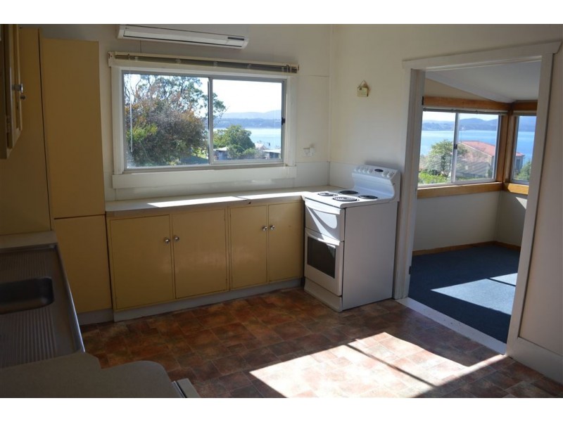 5 Bagot Street, Beauty Point TAS 7270