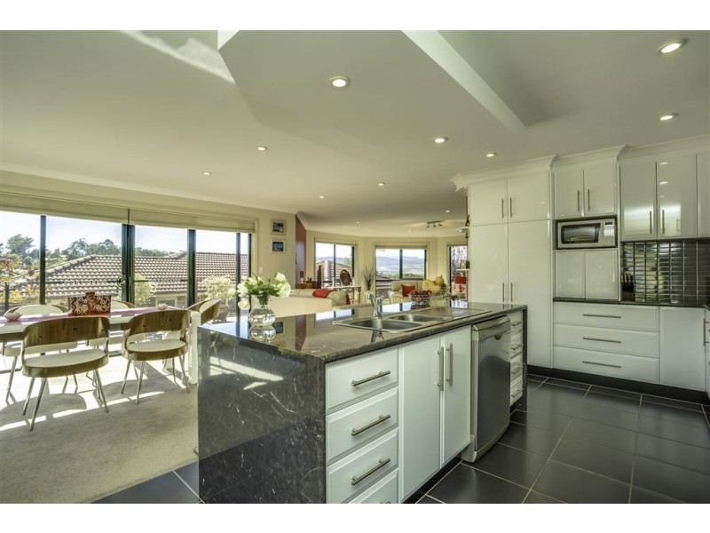 16 Henry Grove, Legana TAS 7277