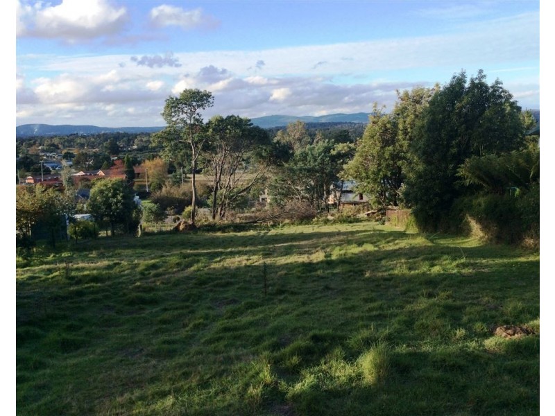 3 Bolton Street, Beaconsfield TAS 7270