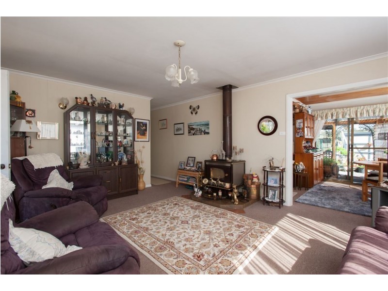 7 West Arm Road, Beauty Point TAS 7270