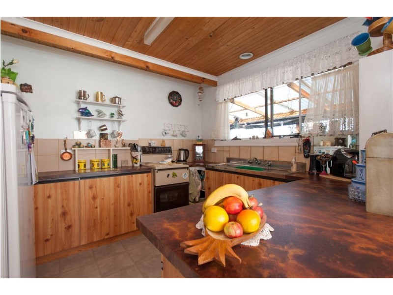 7 West Arm Road, Beauty Point TAS 7270