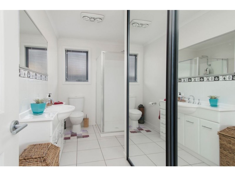 4 Greens Beach Road, Beaconsfield TAS 7270