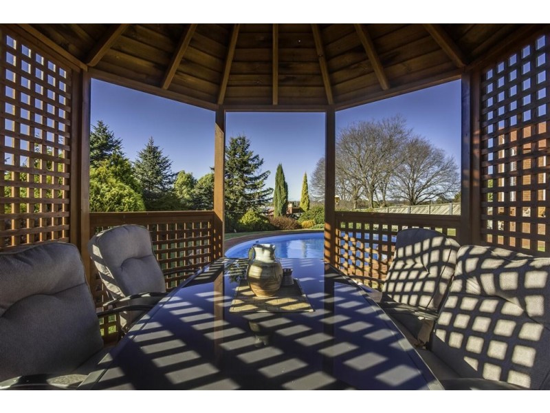 34 Douglas Street, Beaconsfield TAS 7270
