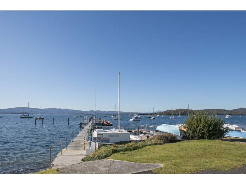 1B Kemps Parade, Beauty Point TAS 7270