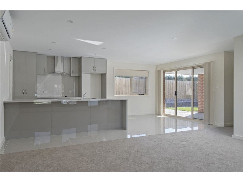 1/6 Papunya Place, Legana TAS 7277