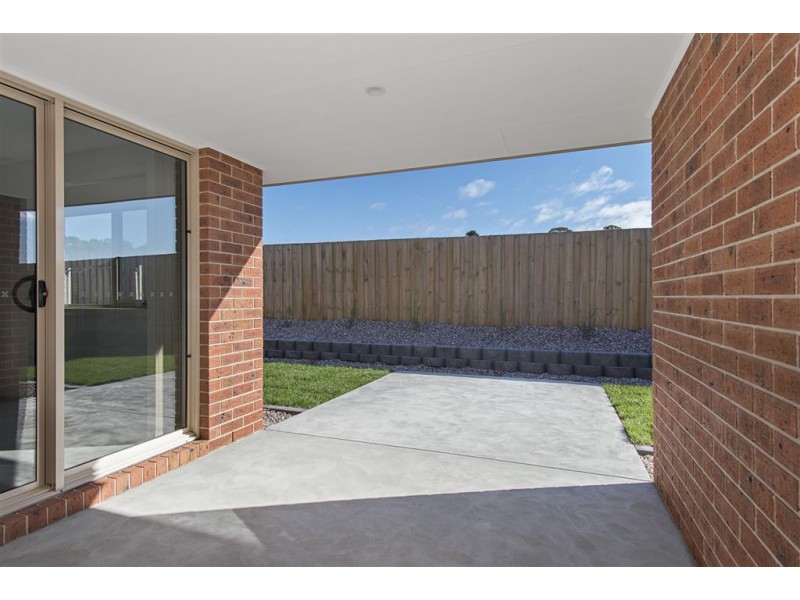 1/6 Papunya Place, Legana TAS 7277