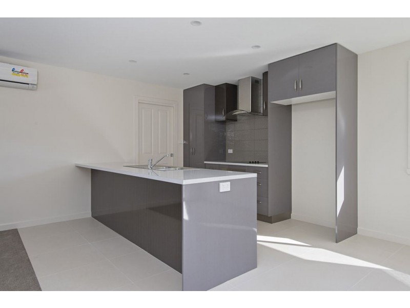 2/6 Papunya Place, Legana TAS 7277