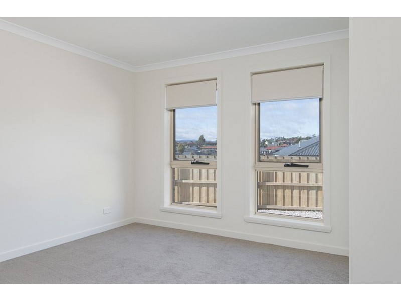 2/6 Papunya Place, Legana TAS 7277