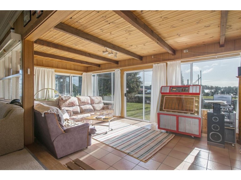 35 Esplanade, Beauty Point TAS 7270