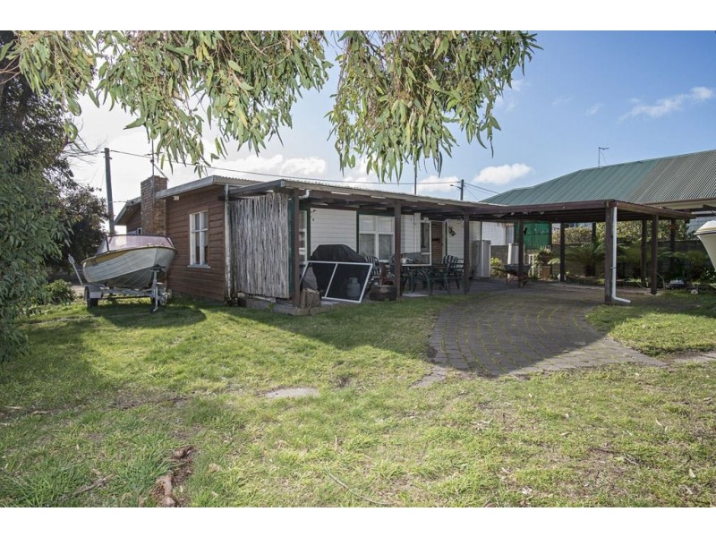 35 Esplanade, Beauty Point TAS 7270