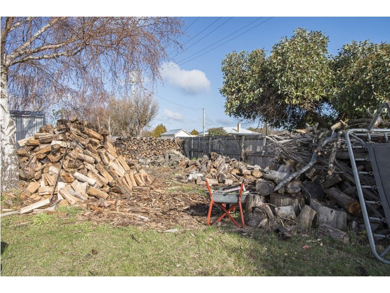 35 Esplanade, Beauty Point TAS 7270