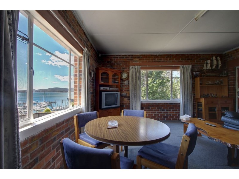 125 Flinders Street, Beauty Point TAS 7270