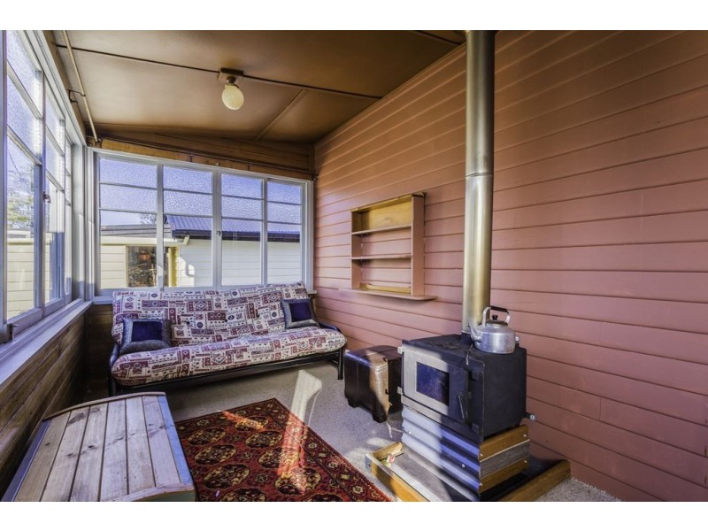 242 Flinders st, Beauty Point TAS 7270