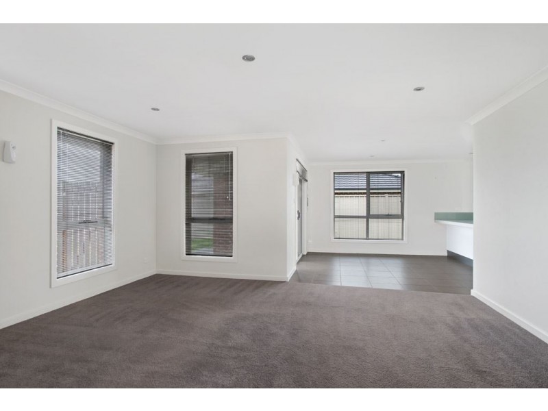 2/6 Jonagold Grove, Legana TAS 7277