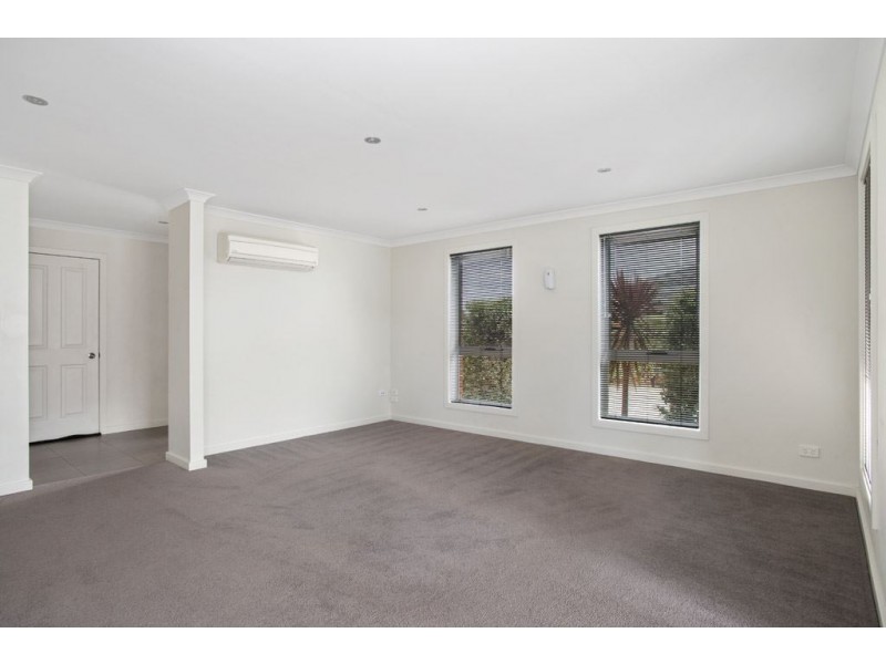 2/6 Jonagold Grove, Legana TAS 7277