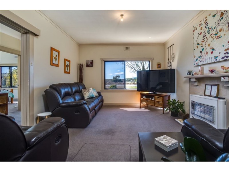 49 Weld street, Beaconsfield TAS 7270