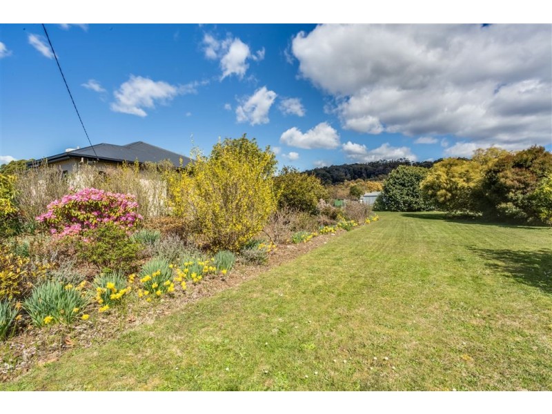 49 Weld street, Beaconsfield TAS 7270
