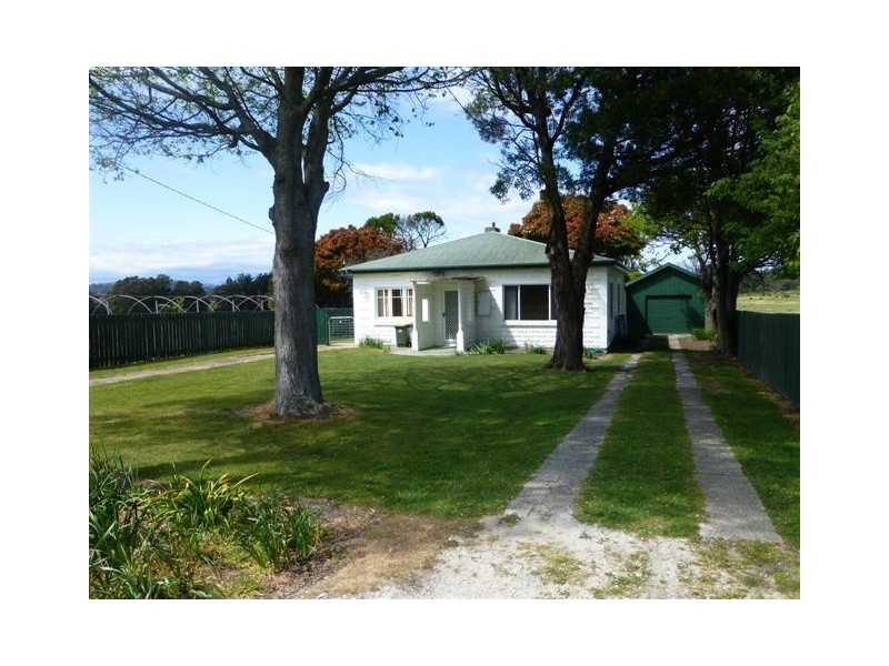 1 Dally Street, Beaconsfield TAS 7270