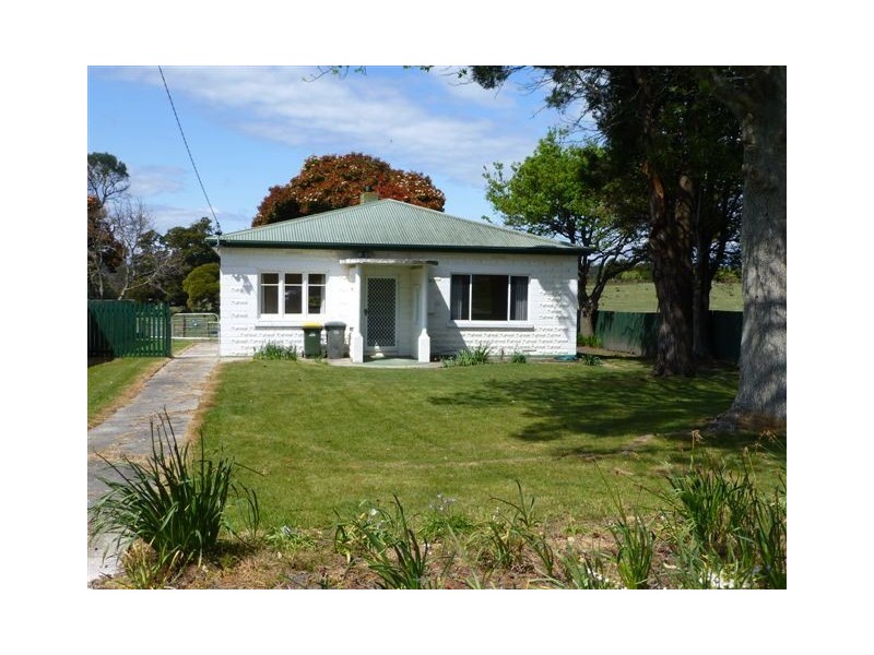 1 Dally Street, Beaconsfield TAS 7270