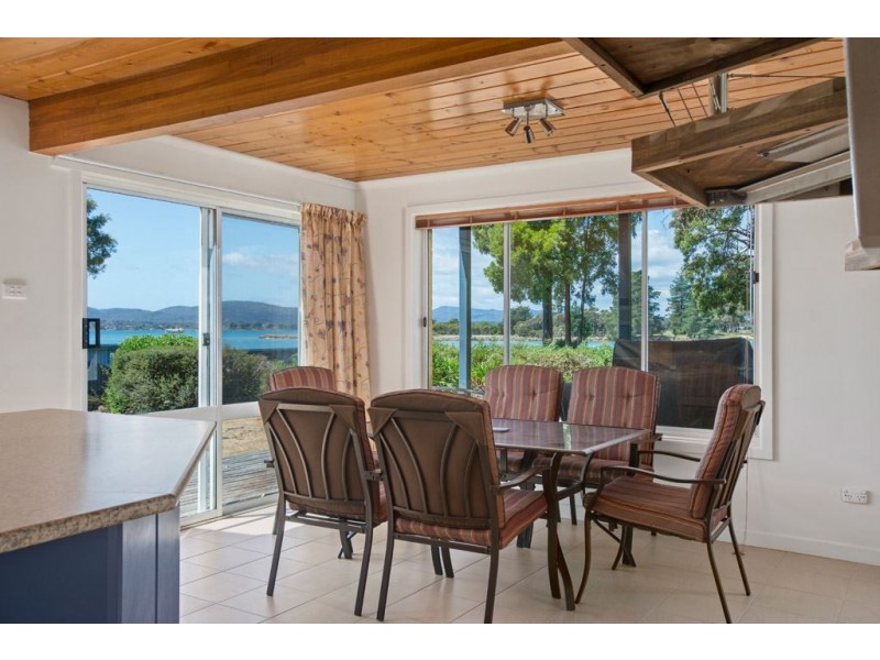 1198 Greens Beach Road, Kelso TAS 7270