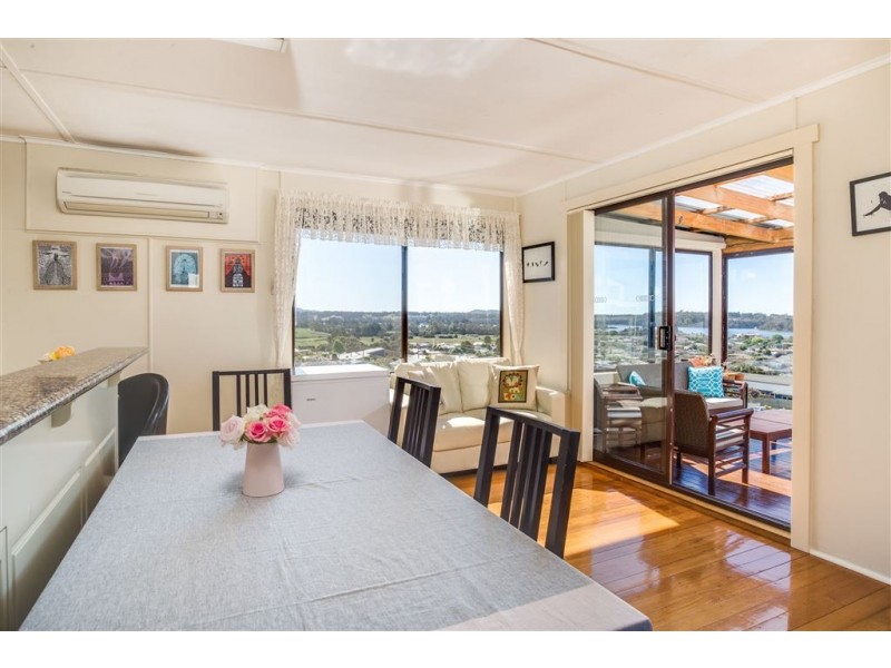 12 Ross Street, Beauty Point TAS 7270