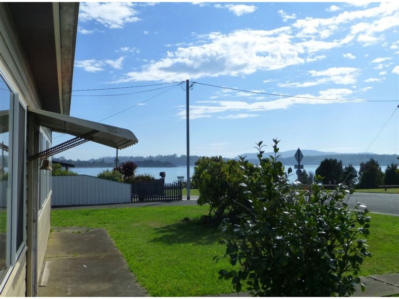 33 Mainwaring Street, Beauty Point TAS 7270