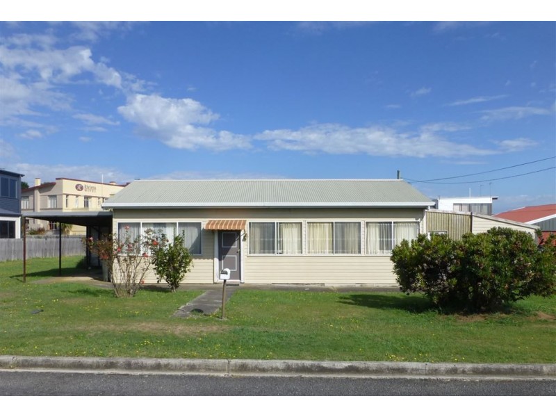 33 Mainwaring Street, Beauty Point TAS 7270
