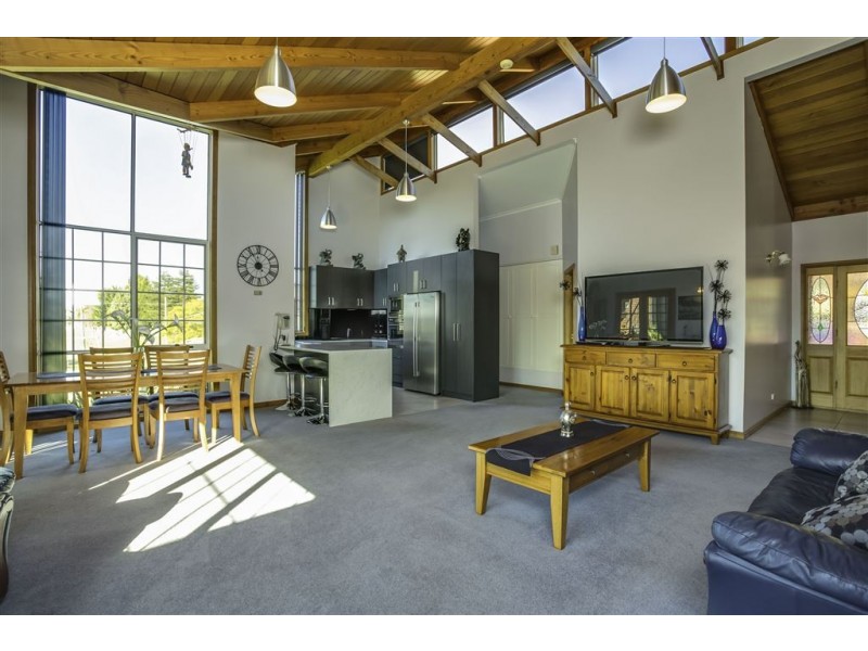 34 Douglas Street, Beaconsfield TAS 7270