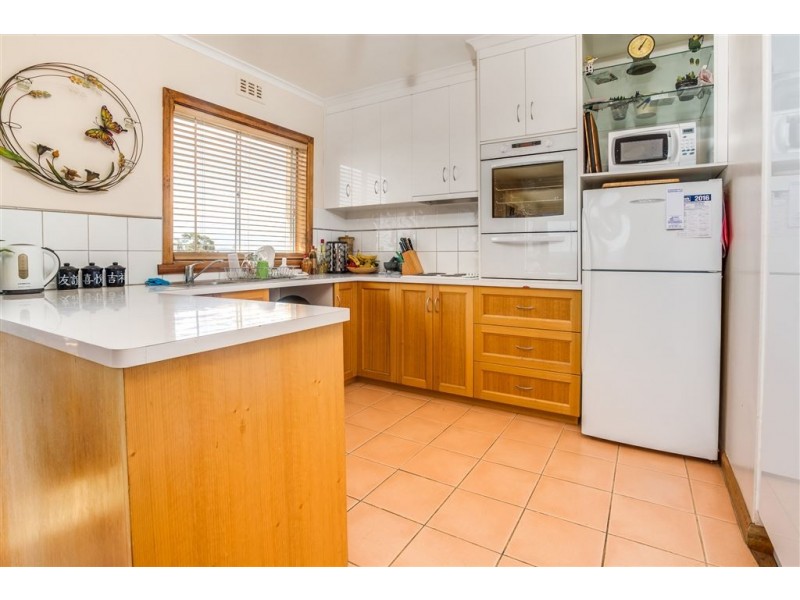 16 Ross Street, Beauty Point TAS 7270