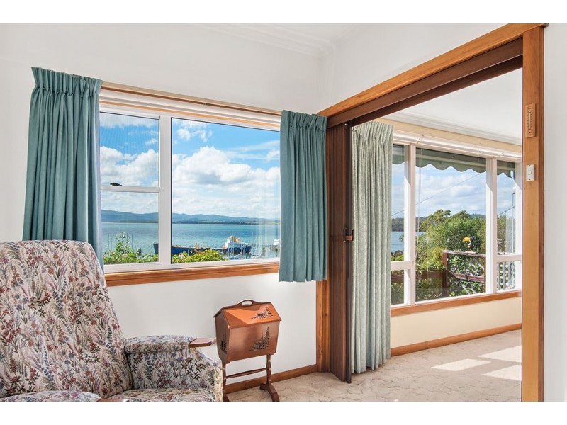 131 Flinders Street, Beauty Point TAS 7270