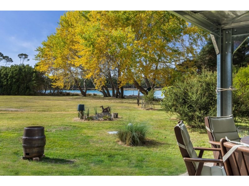 4434 West Tamar Highway, Beauty Point TAS 7270