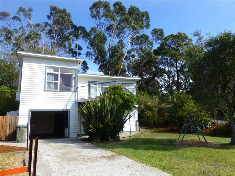 68 Flinders Street, Beauty Point TAS 7270
